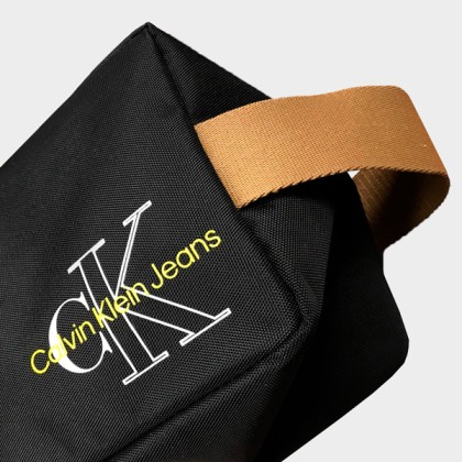 Neceser Calvin Klein Jeans K50K508940BDS