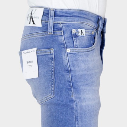 Vaquero Calvin Klein Jeans J30J3228301A4