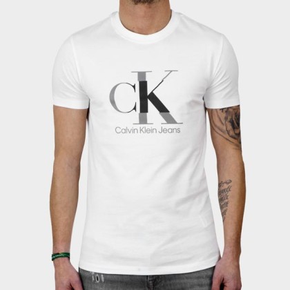 Camiseta Calvin Klein Jeans J30J323299YAF